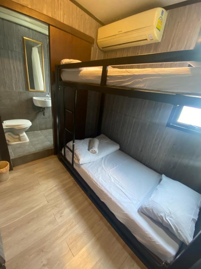 Bed Bangkok Hostel Eksteriør billede